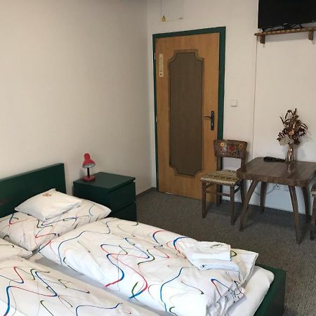 Dusniky Bendovsky Dvur B&B 외부 사진