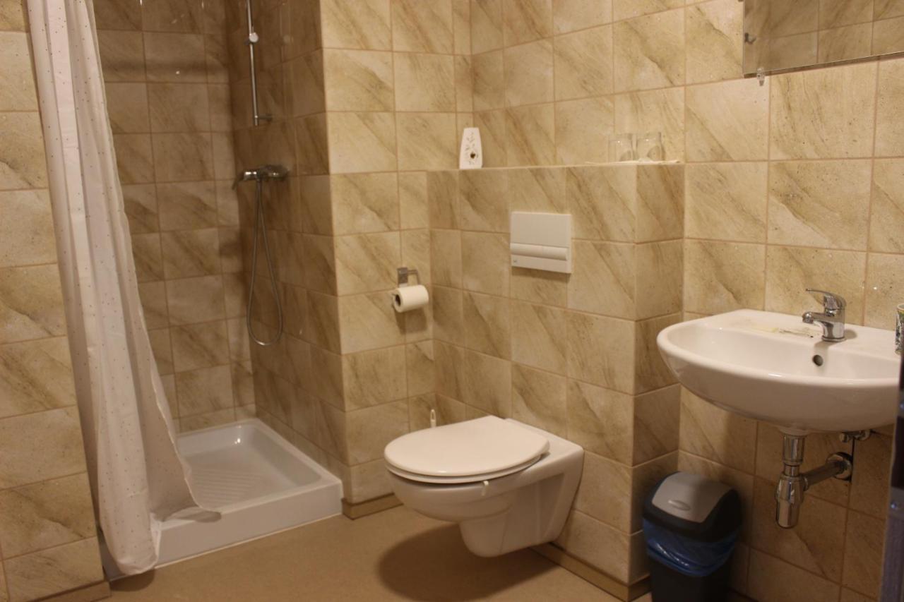 Dusniky Bendovsky Dvur B&B 외부 사진