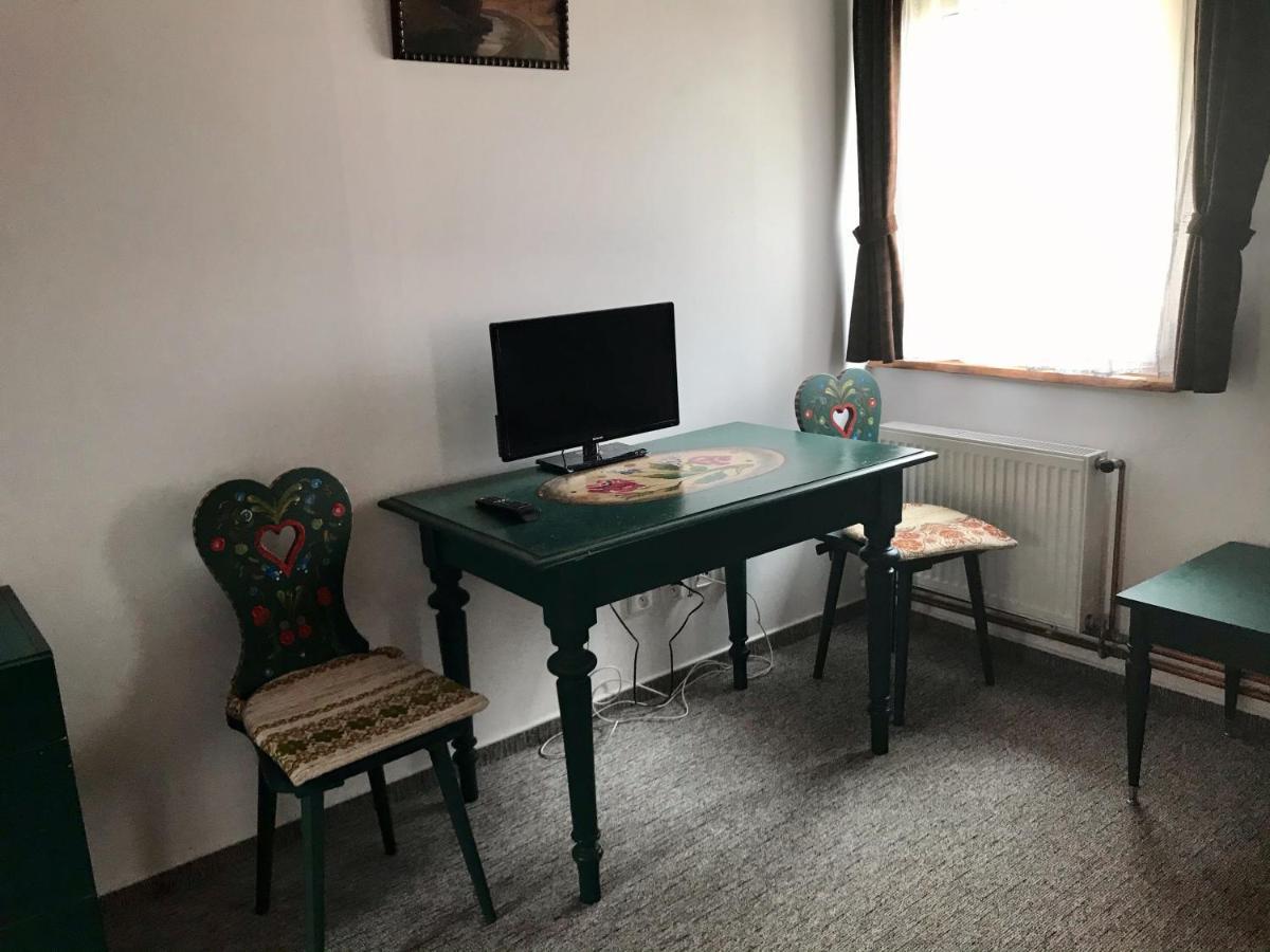 Dusniky Bendovsky Dvur B&B 외부 사진