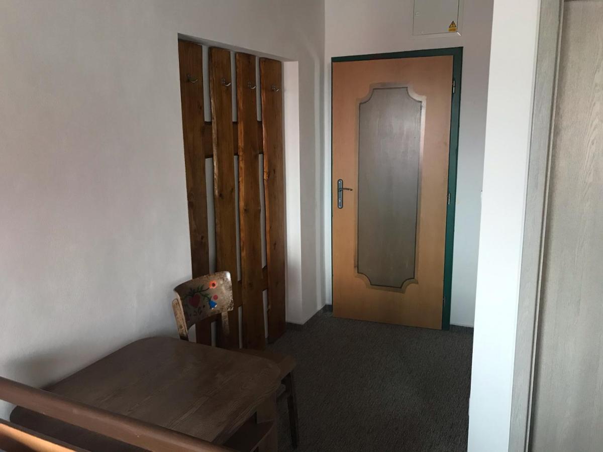 Dusniky Bendovsky Dvur B&B 외부 사진