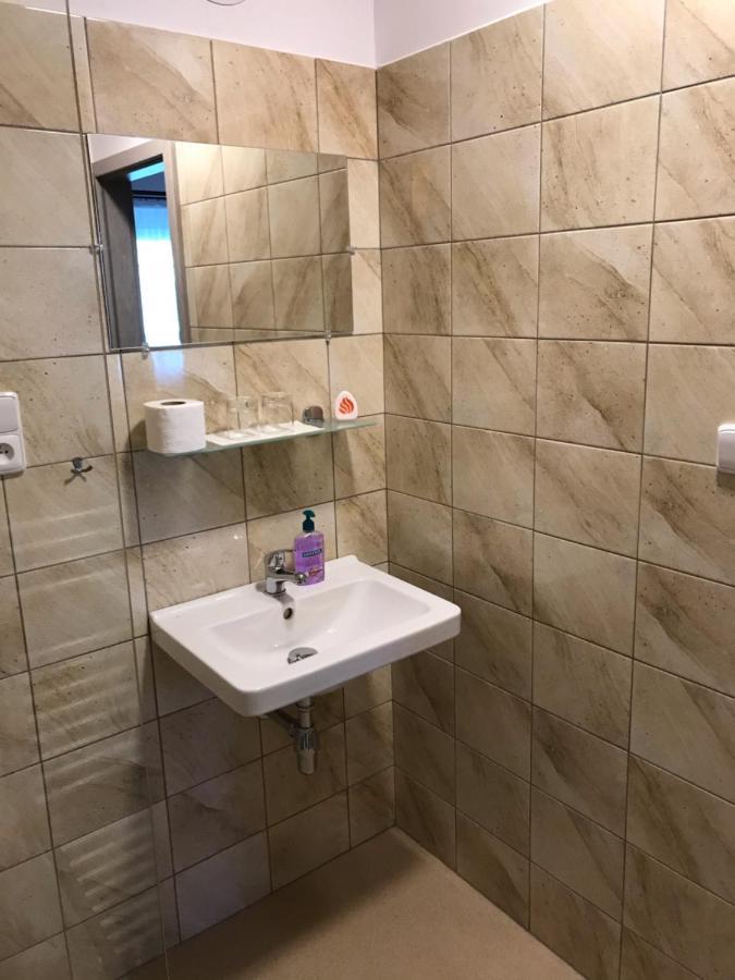 Dusniky Bendovsky Dvur B&B 외부 사진