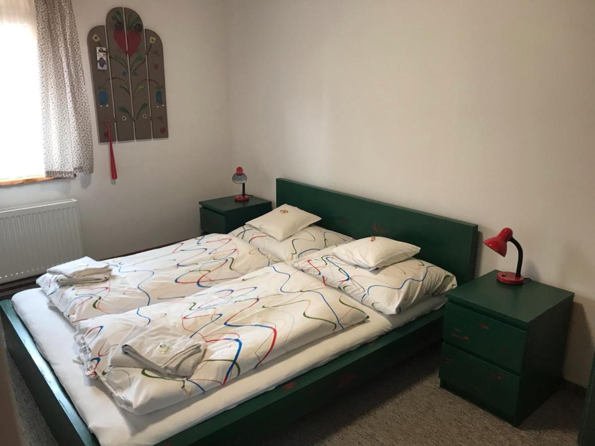 Dusniky Bendovsky Dvur B&B 외부 사진